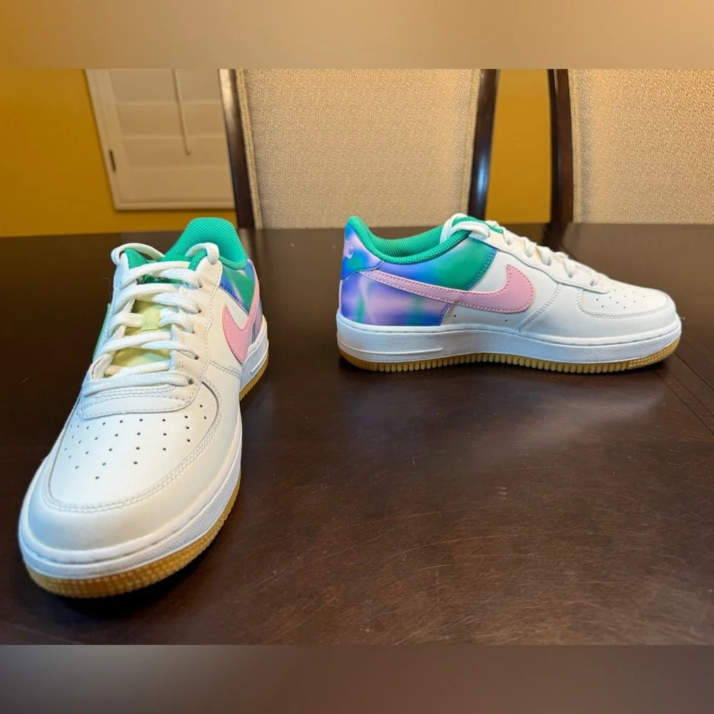 New Nike Air Force 1 Leather Sneaker Pink White Size US 6.5Y